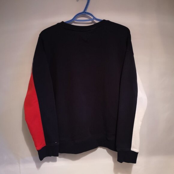 Tommy Hilfiger Ladies Fleece Lined Long Sleeves Sweatshirt - Picture 2 of 8